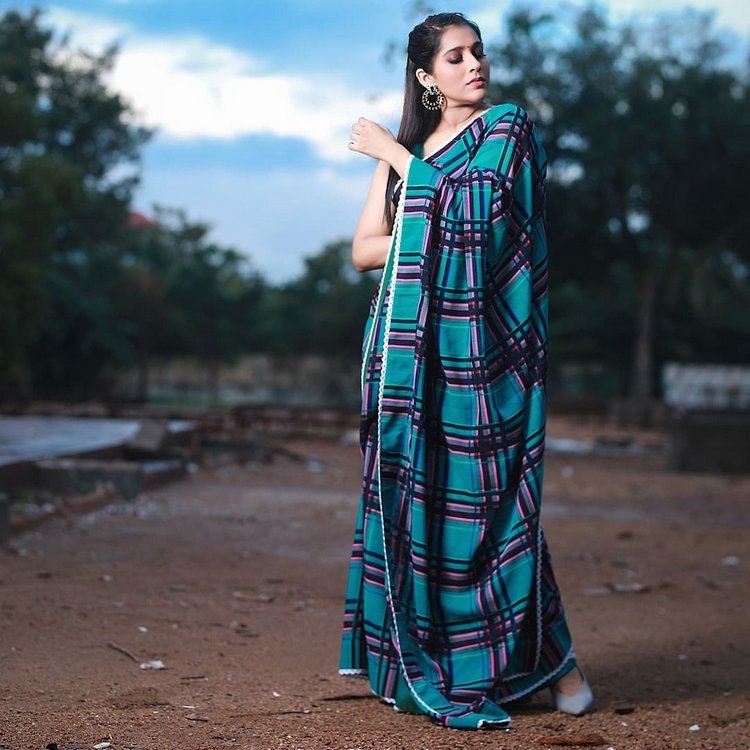 Rashmi Gautam Hot Photos In Saree