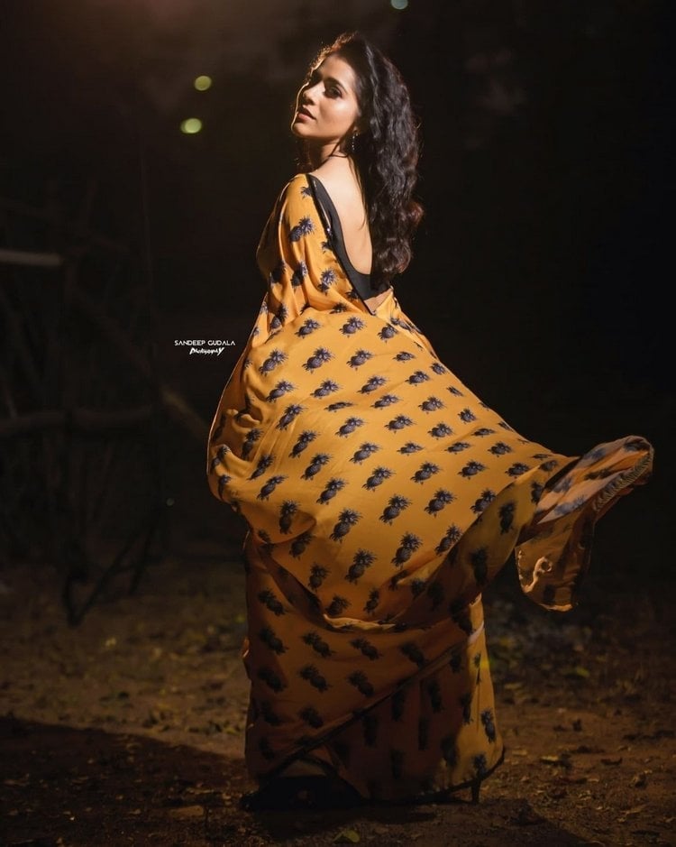 Rashmi Gautam Images Cllection