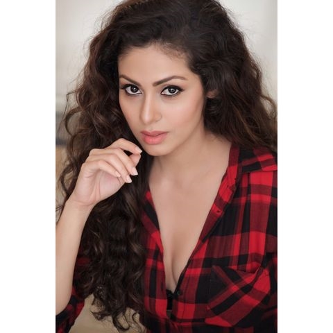 Sadaa Latest Photos In Genies