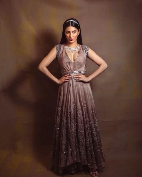 Shruti Haasan New Images Collection