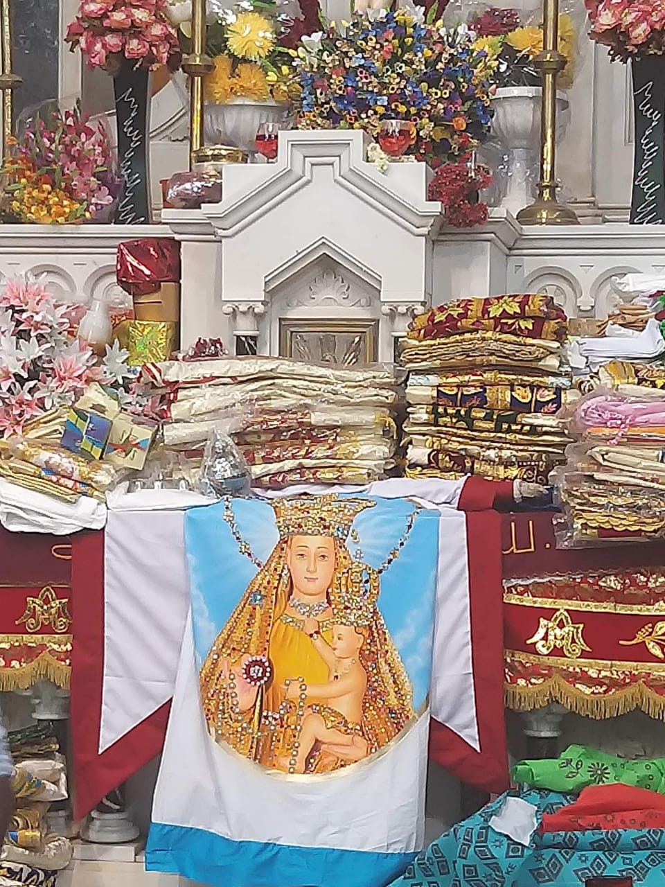 Pearl City Lady Of Snows Festival Photos