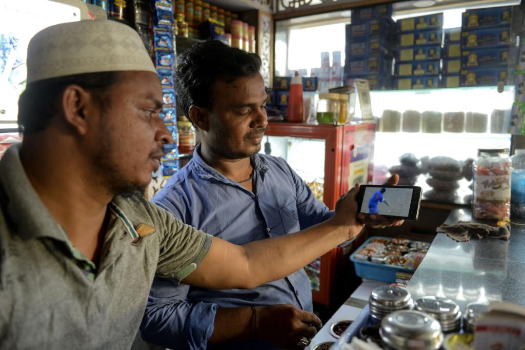 Fans All Around The World Have Been Watching India Pakistan Clash Wherever They Can