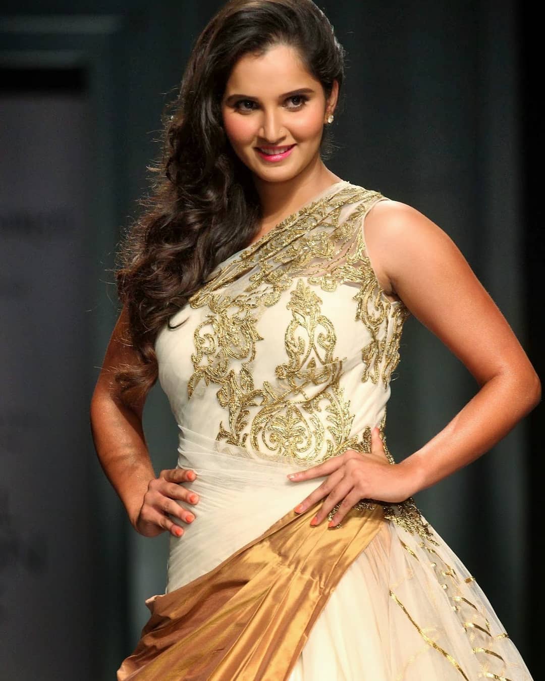 Sania Mirza Sizzling Cute Photos