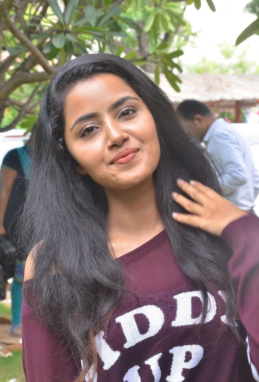 Actress Anupama Parameswaran Latest Photos