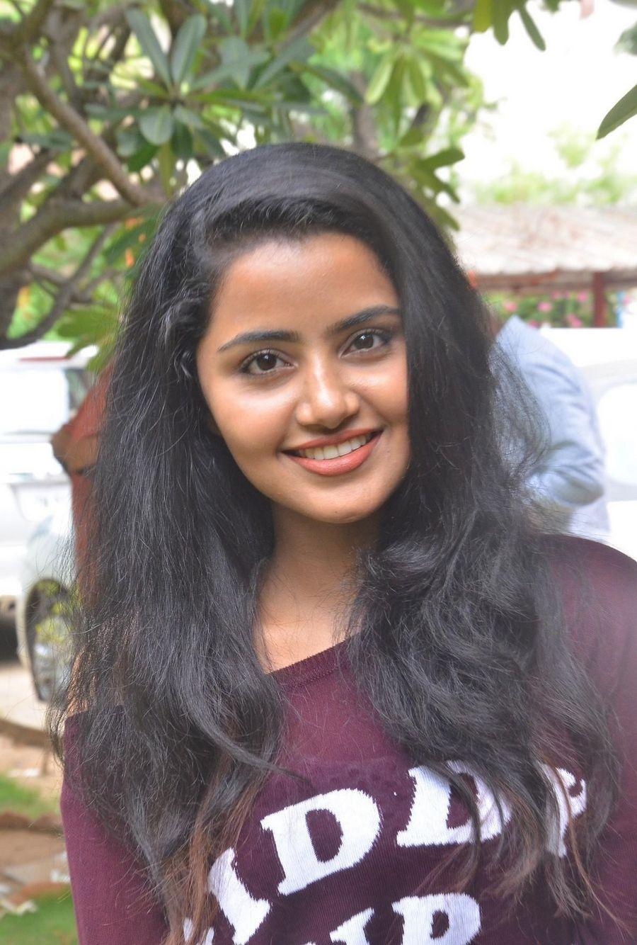Actress Anupama Parameswaran Latest Photos