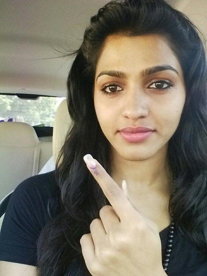 Actress Dhansika Rare & Unseen Photos