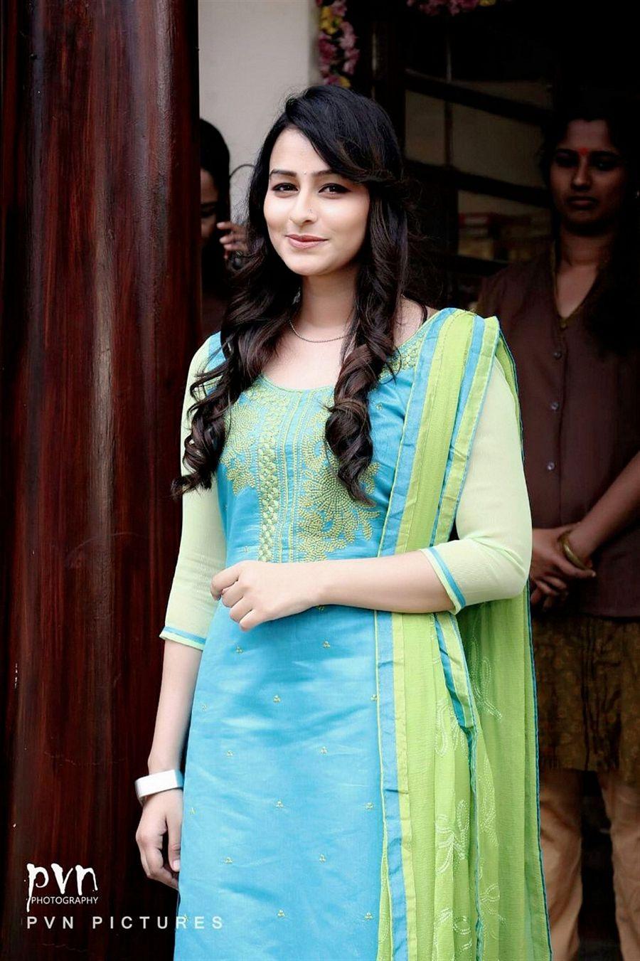 Actress Kalhaara Latest Photos