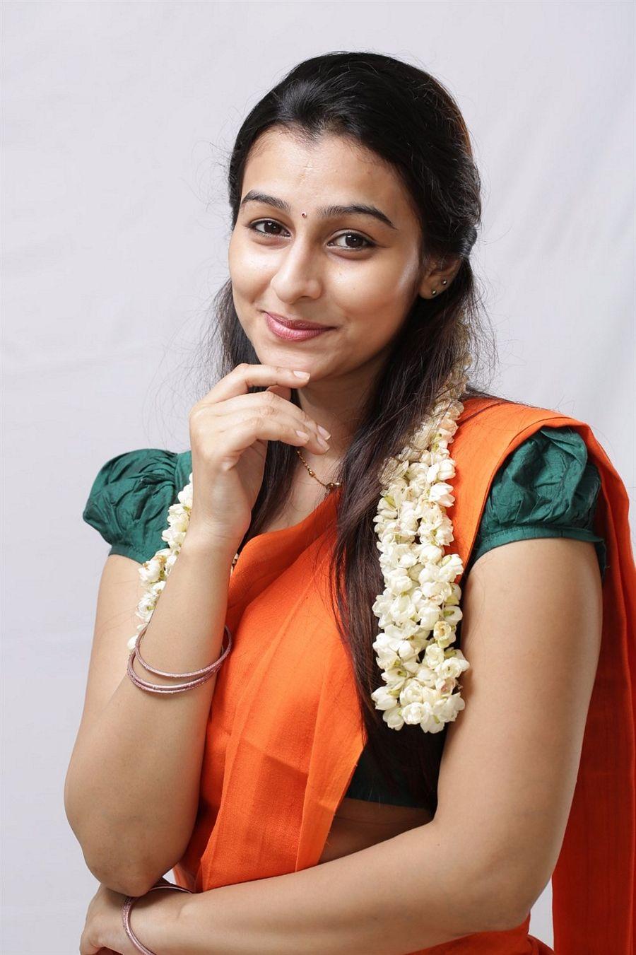 Actress Kalhaara Latest Photos