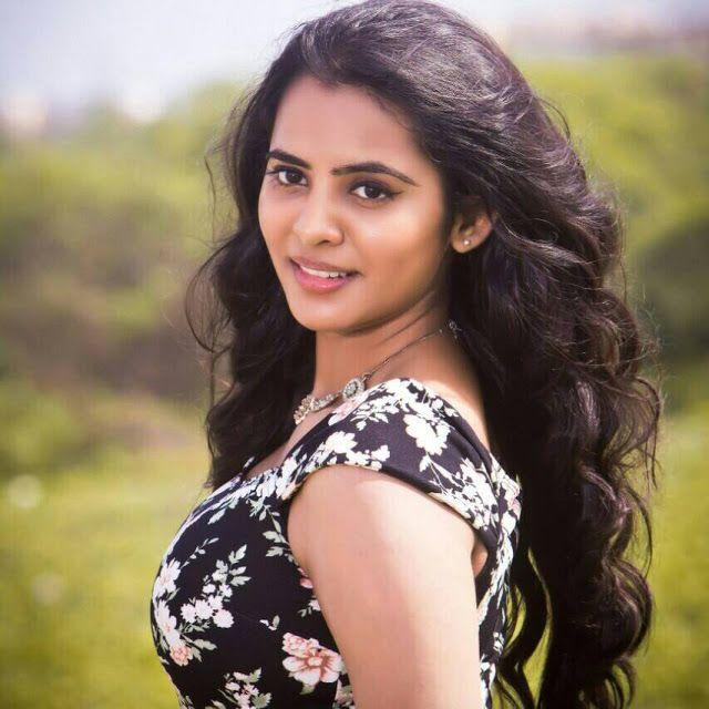 Actress Manasa Himavarsha Latest Photos