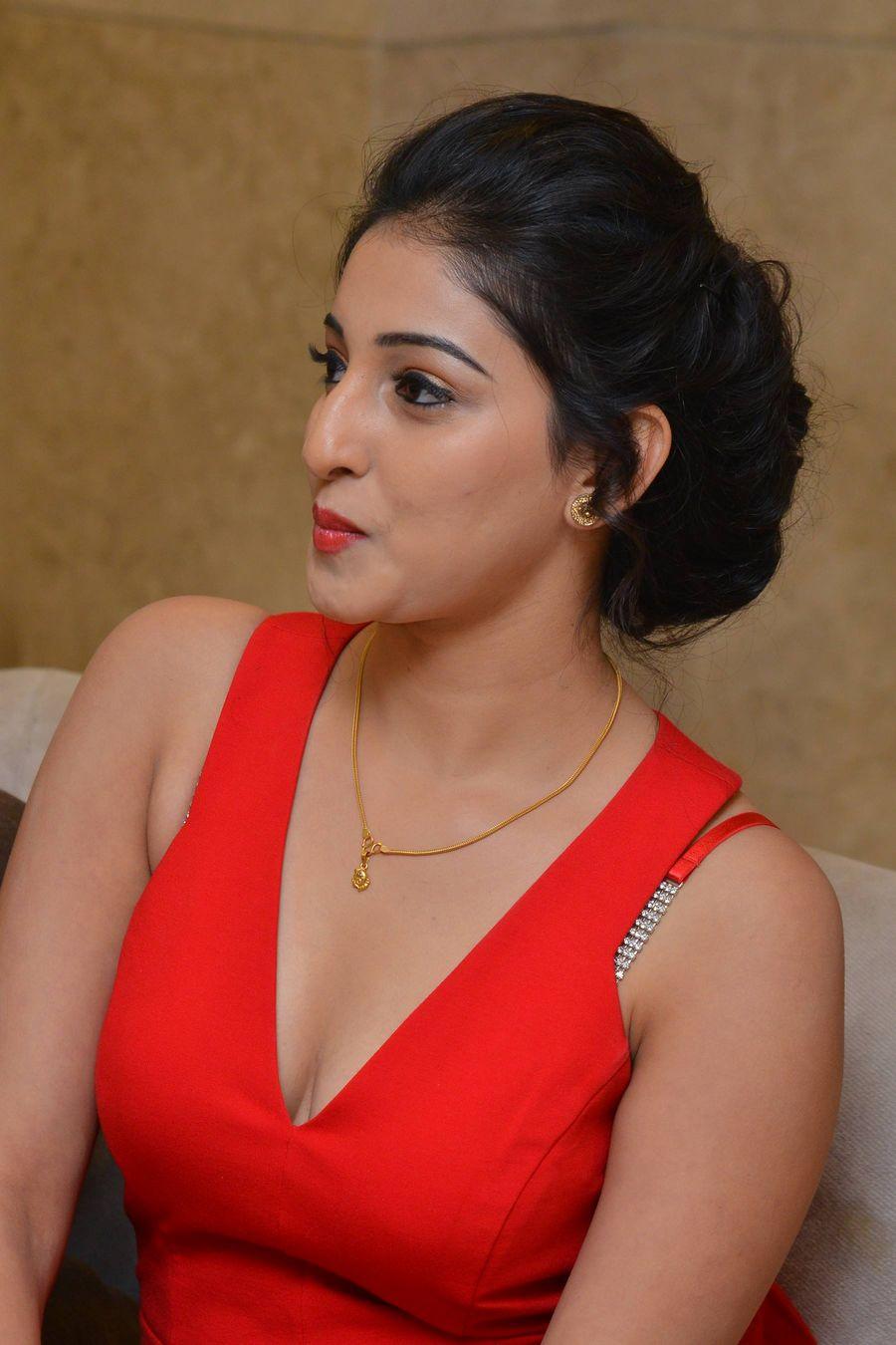 Actress Moryani Latest Sexy Cleavage Show Stills