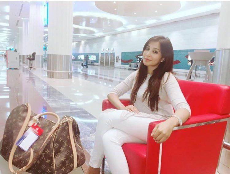 Actress Parvathy Nair Latest Unseen Photos