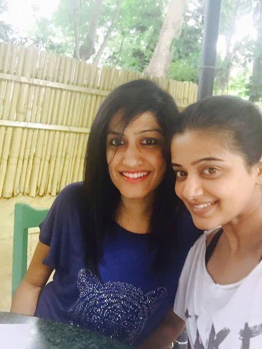 Actress Priyamani Rare & UNseened Family Photos