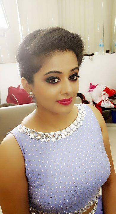 Actress Priyamani Rare & UNseened Family Photos