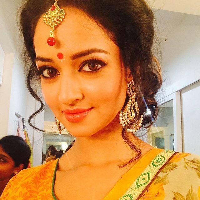 Actress Shanvi Srivastava Rare & UNseend Photos