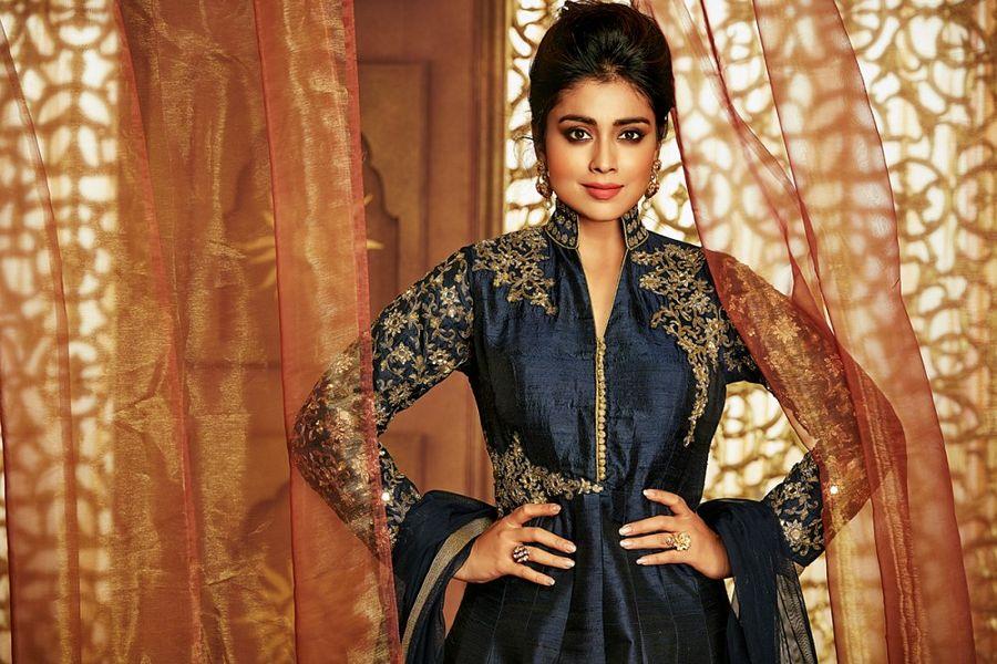 Actress Shriya Saran Latest Saree's Photoshoot