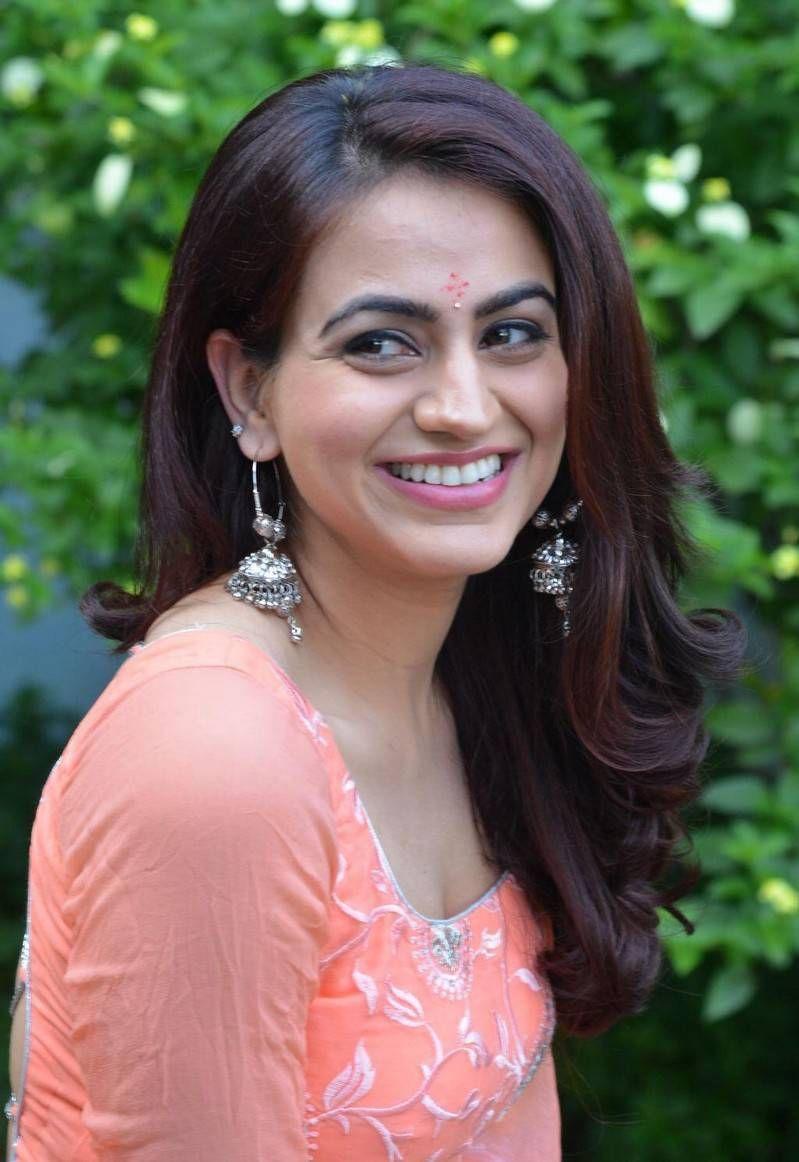 Aksha Stills At Kathi Lanti Kurradu Movie Launch