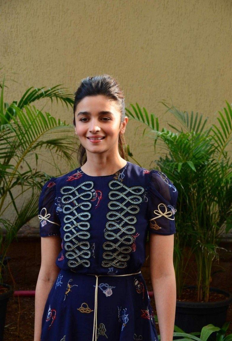 Alia Bhatt Photos At Dear Zindagi Movie Promotions