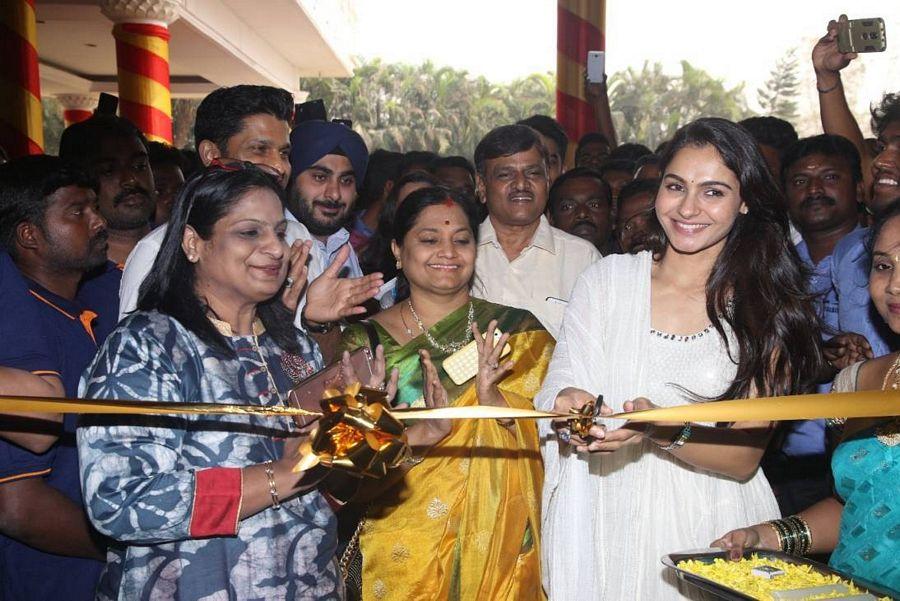 Andrea Stills At Great Carnival of Narayana Group of Schools