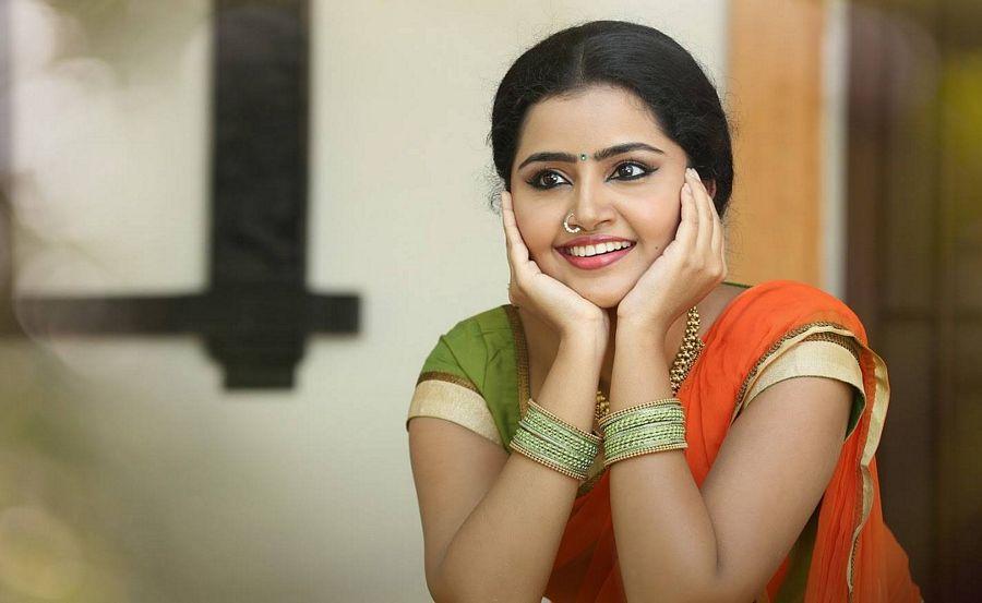 Anupama Parameswaran Latest Half Saree Photos