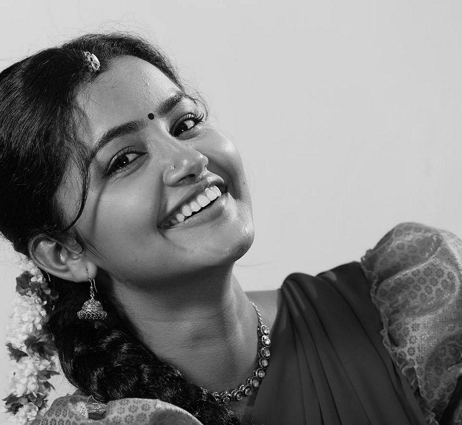 Anupama Parameswaran Latest Half Saree Photos