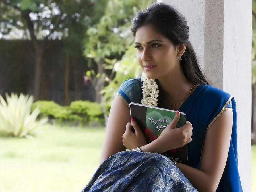 Ashwathy Ravikumar Latest Photoshoot Stills