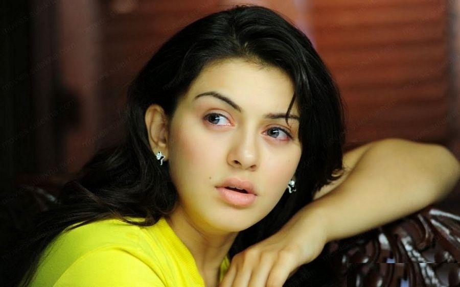 Hansika Motwani Hot & Sexy Close UP HD Wallpapers