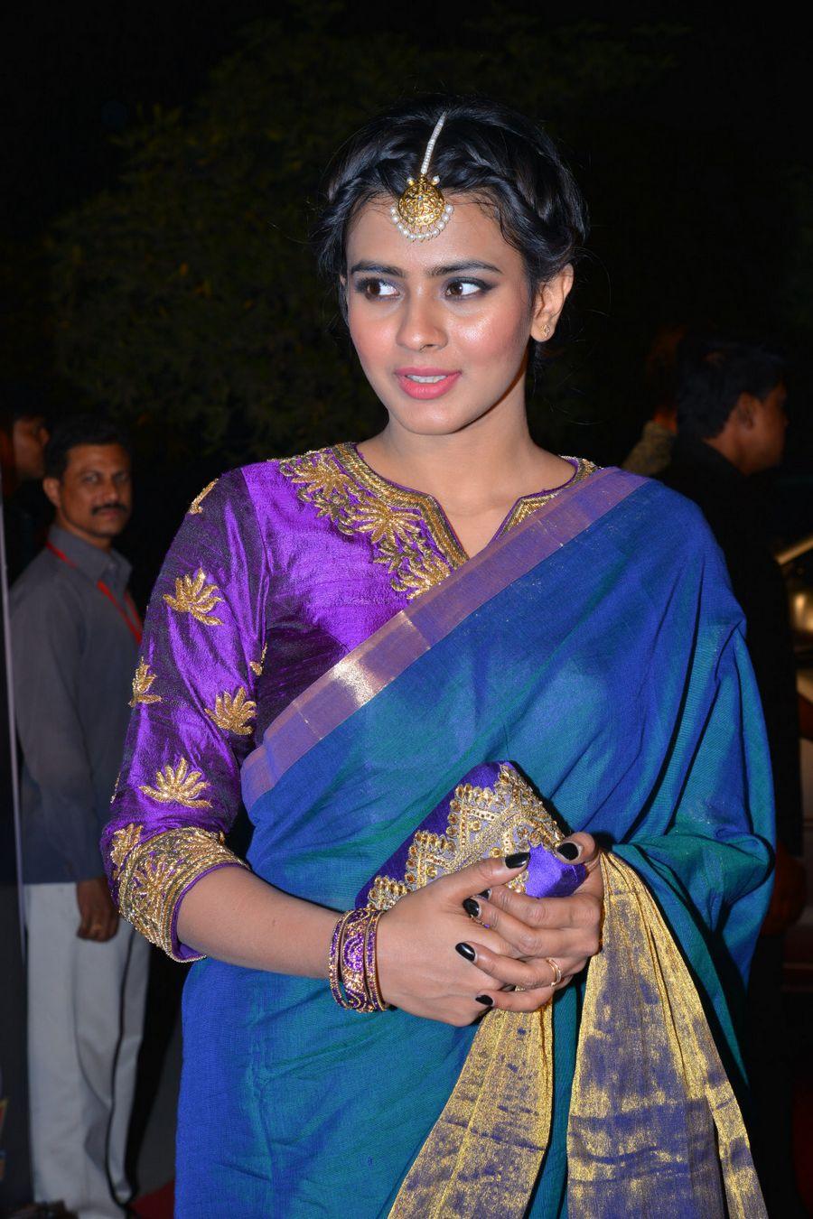 Hebah Patel Stills at Gemeni TV Awards Photos