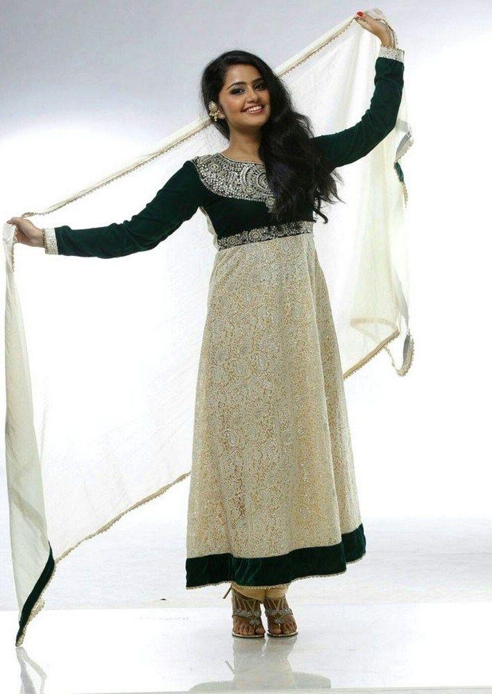 Herione Anupama Parameswaran Latest Photos