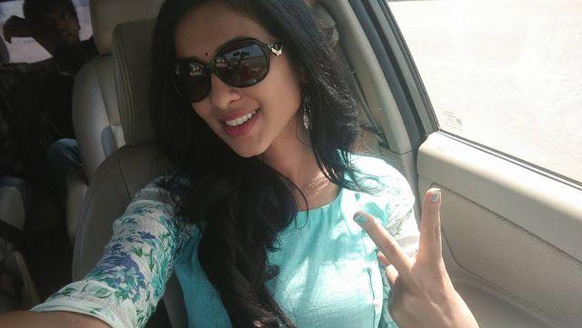 Majnu Actress Priyashri Hot Latest Stills