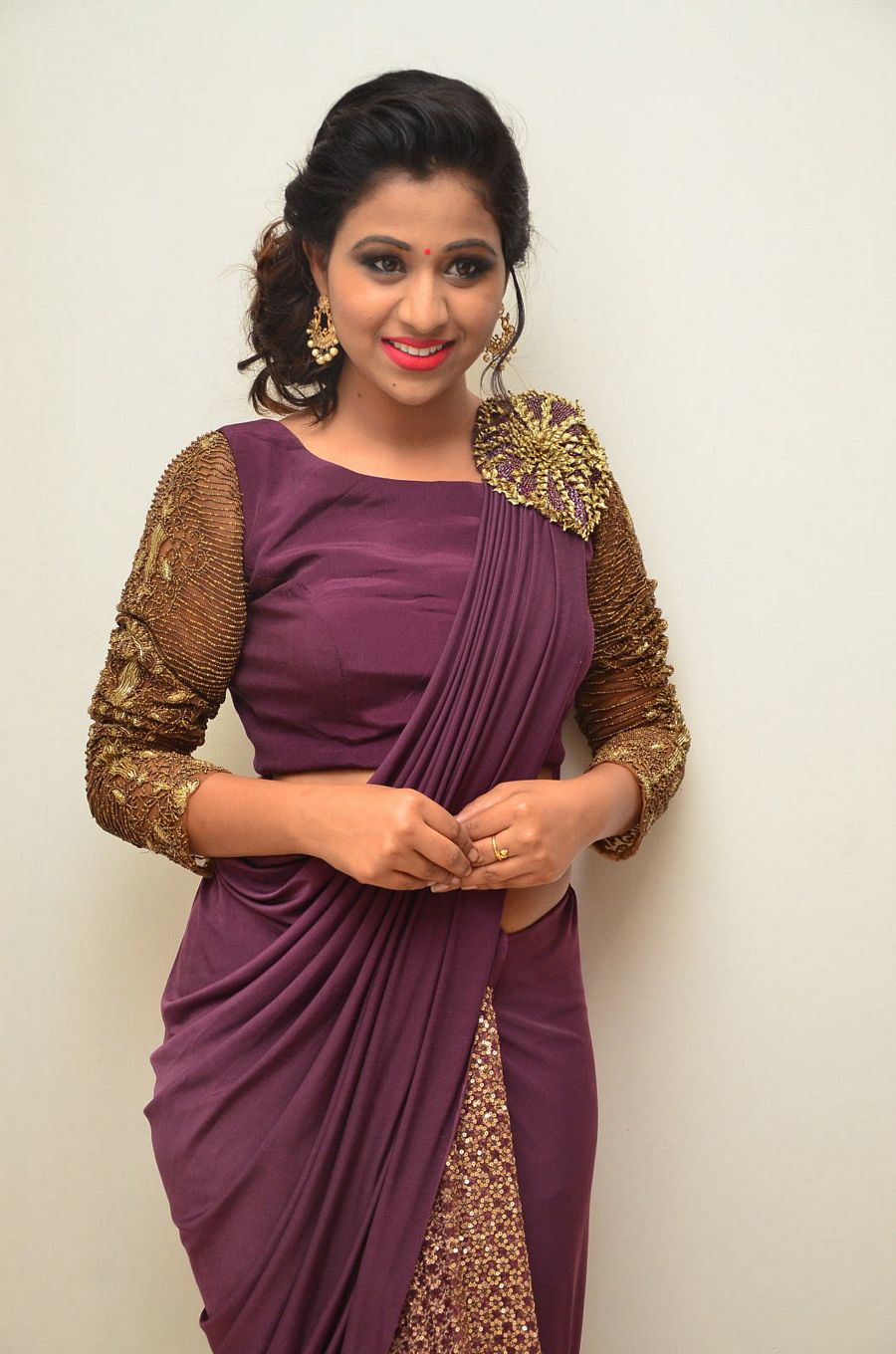 Manali Rathod Latest Images