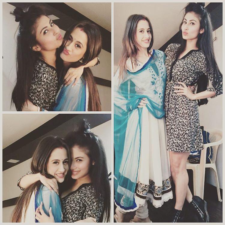 Naagin Actress Mouni Roy Photos goes viral on Social Media