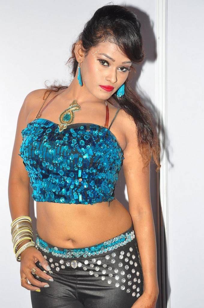 Nisha Stills At Nanna Nenu Naa Boyfriends Audio Launch