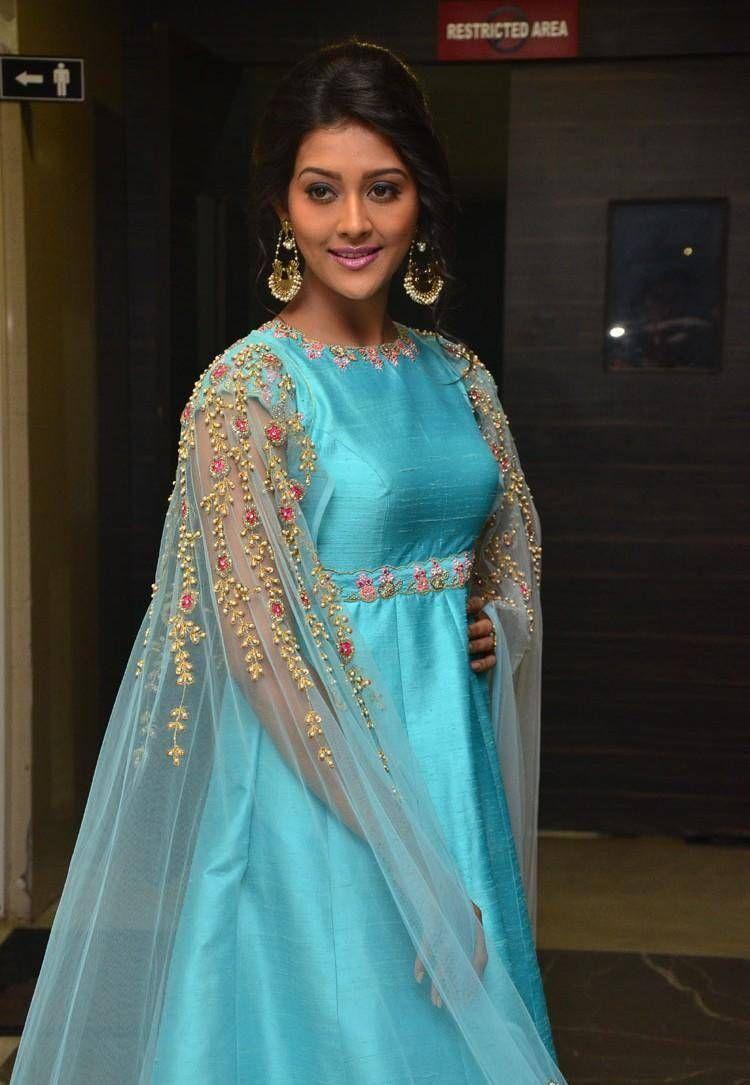 Pooja Jhaveri Stills At Dwaraka Movie Audio Launch