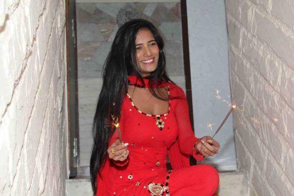 Poonam Pandey Celebrate Diwali Photos