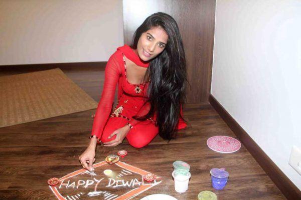 Poonam Pandey Celebrate Diwali Photos