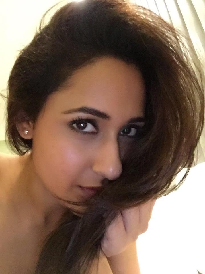 Pragya Jaiswal Rare & UNSeened Photos