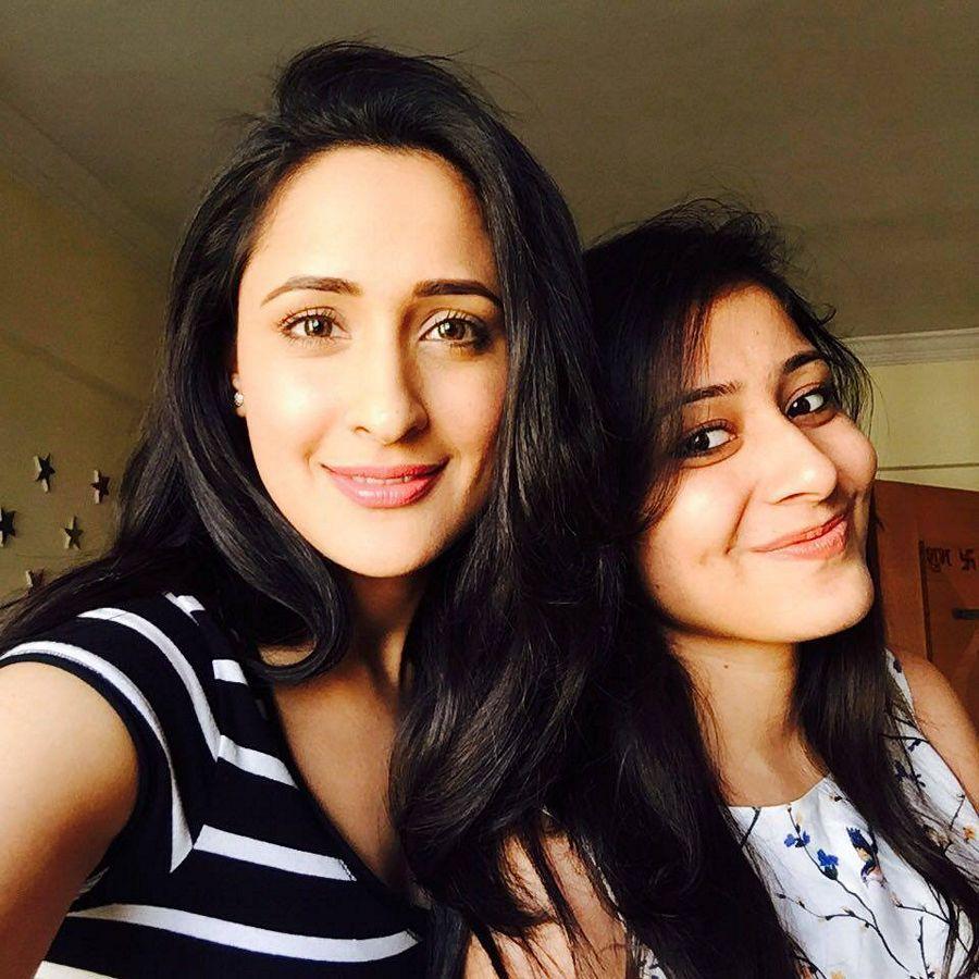 Pragya Jaiswal Rare & UNSeened Photos