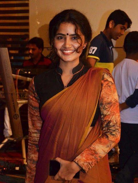 RARE & UNSEEN Photos of Anupama Parameswaran