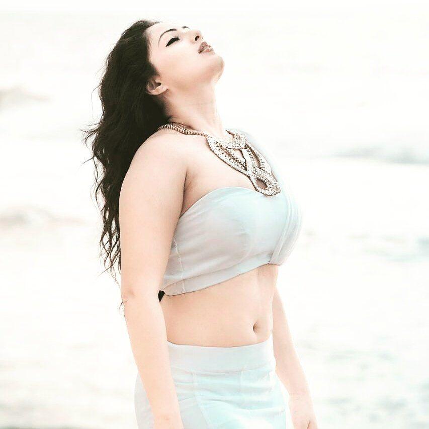 Rare & Unseen Photos of Nikesha Patel