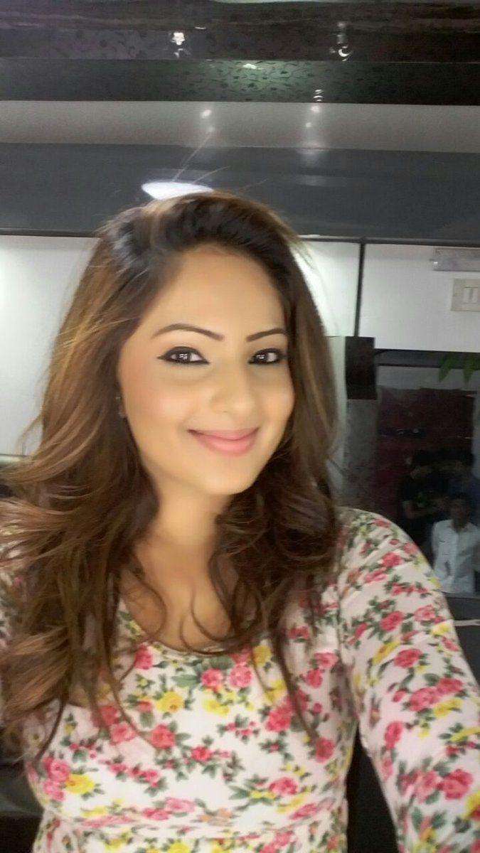 Rare & Unseen Photos of Nikesha Patel