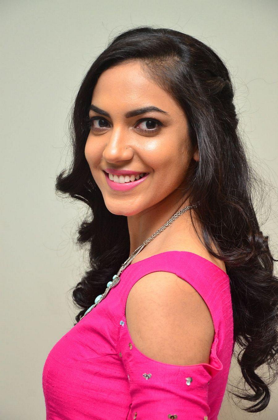 Ritu Varma Stills At Pelli Choopulu Movie 100 Days Function