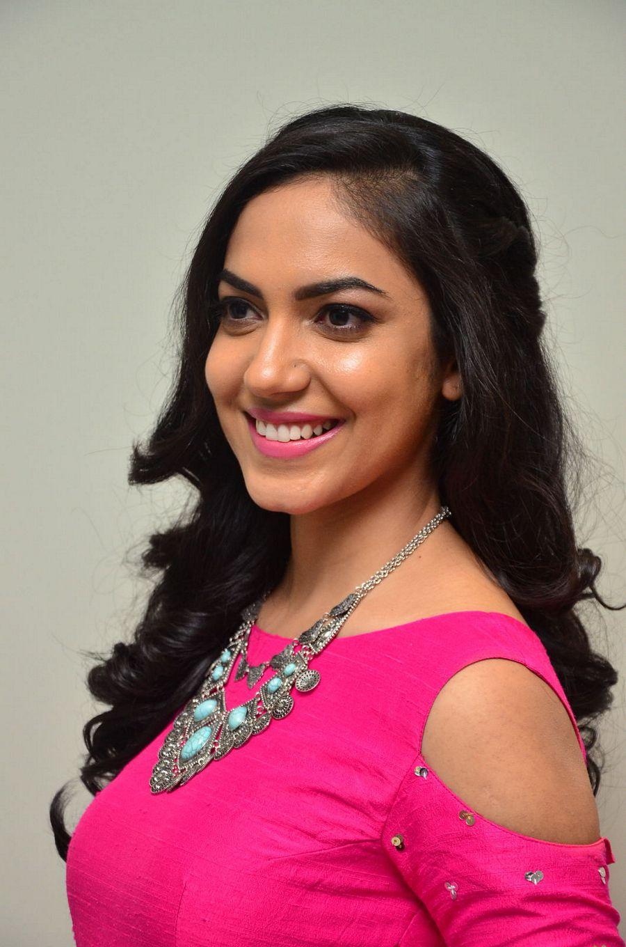 Ritu Varma Stills At Pelli Choopulu Movie 100 Days Function