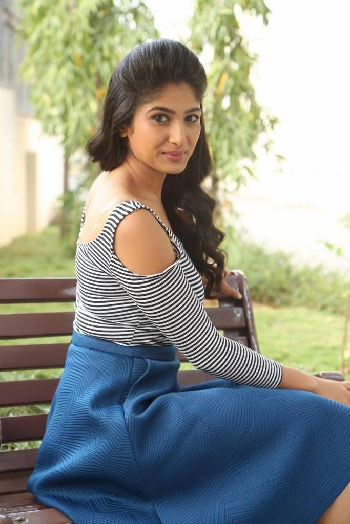 Roshini Prakash Stills At Saptagiri Express Movie Interview