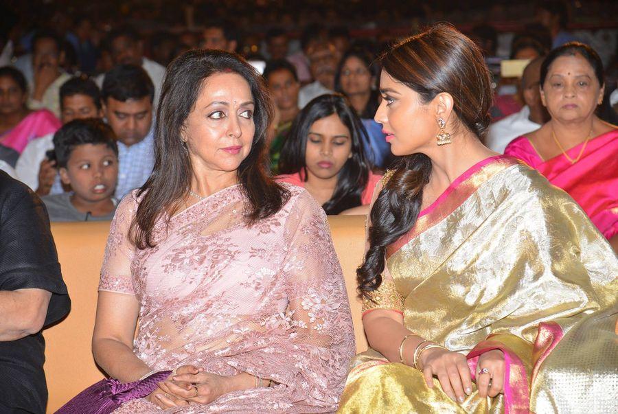 Shriya Saran Stills at Gautamiputra Satakarni Audio Launch