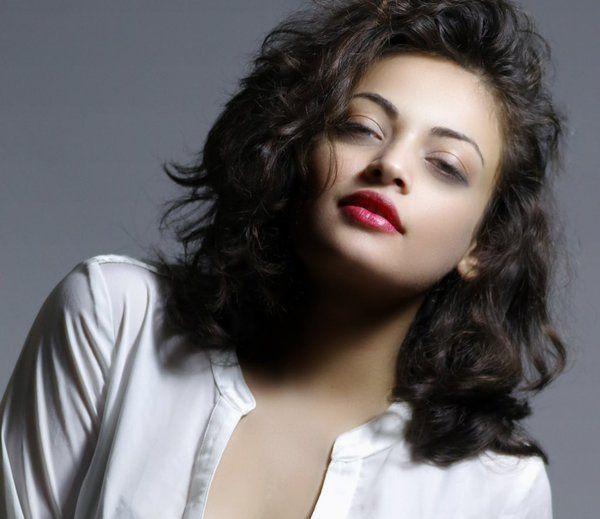 Sneha Ullal Latest Hot & Sexy Photoshoot Stills