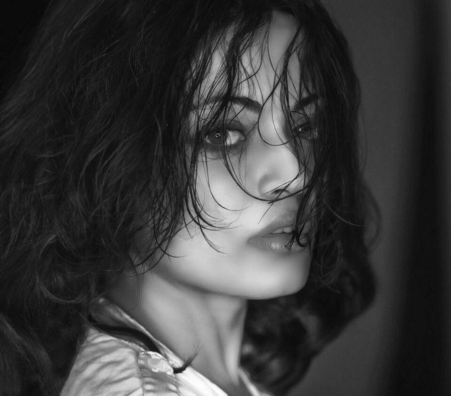 Sneha Ullal Latest Hot & Sexy Photoshoot Stills