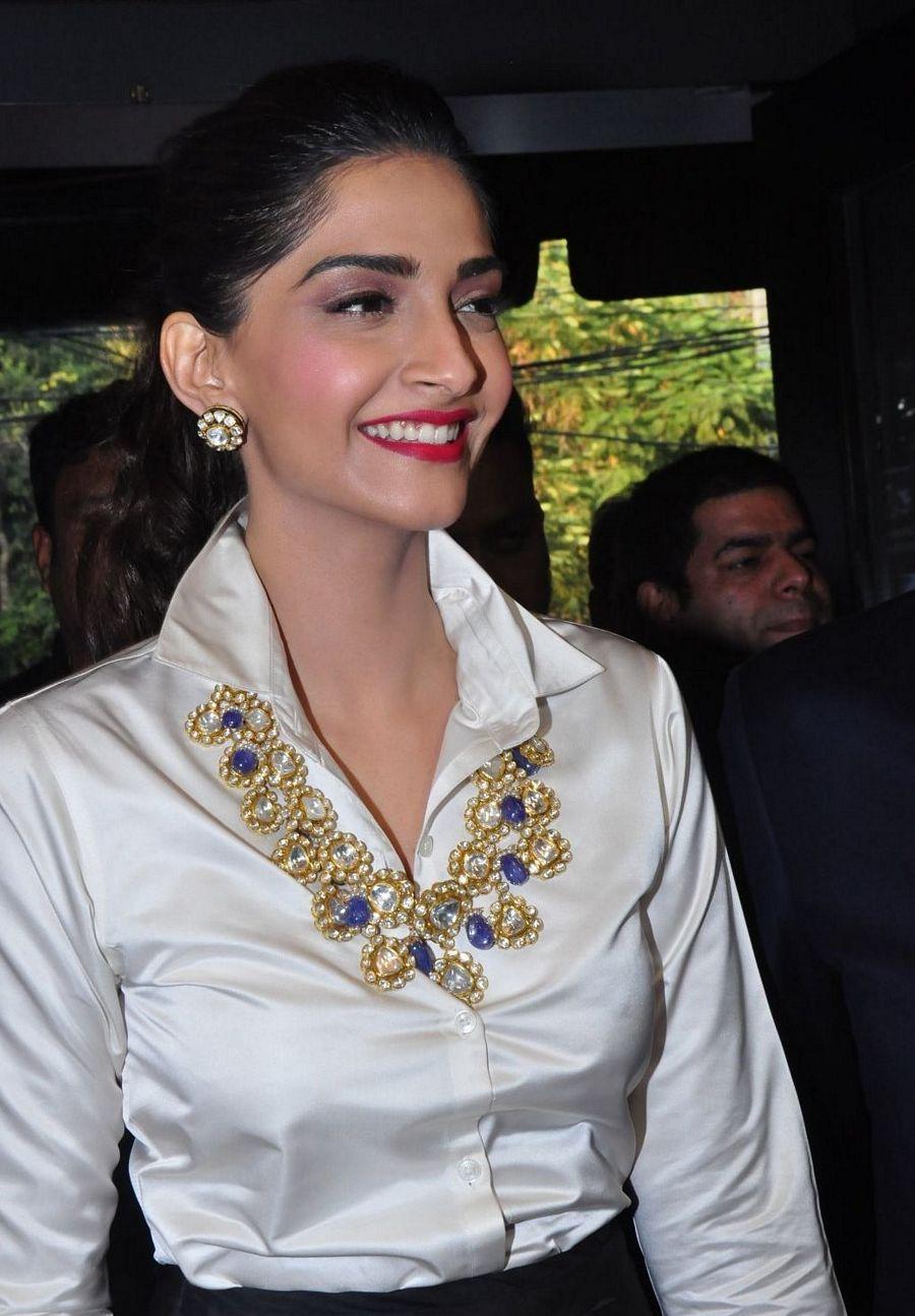 Sonam Kapoor Stills At Raghavendra Rathore Store Launch