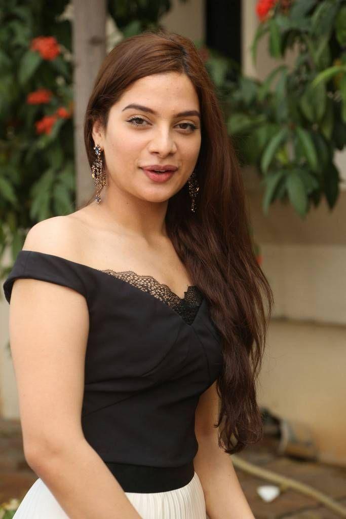 Tanya Hope Hot Latest Stills