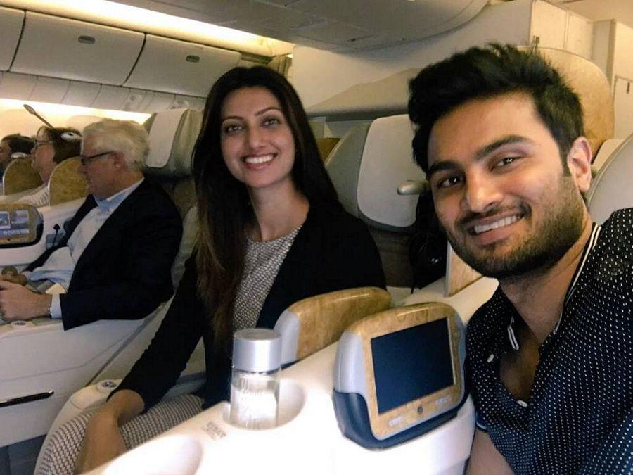 UNSEEN Private Photos of Hamsa Nandini
