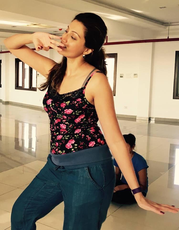 UNSEEN Private Photos of Hamsa Nandini